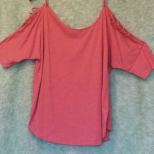 XL Tapered Cold Shoulder Top